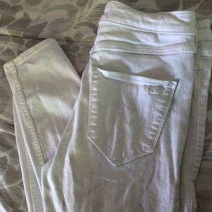white skinny jeans